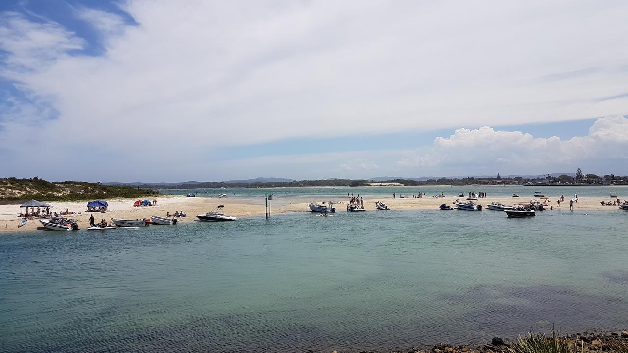 Chill-Out Beachside - Main Beach Forster Exterior photo